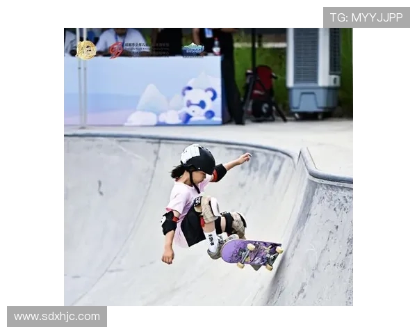 成都滑板队在世界滑板锦标赛中的精彩表现与力量分析